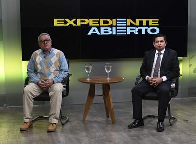Armindo Torres, de la Contraloría (derecha) y José Casañas Levi estuvieron anoche en ABC TV.