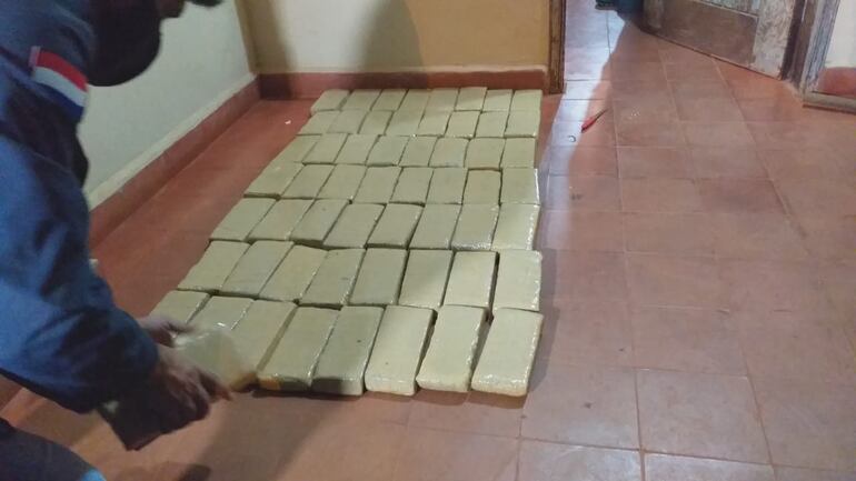 /pf/resources/images/abc-placeholder.png?d=2397