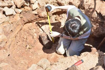 Arqueólogos de la SNC verificaron y tomaron muestras de lo que serían vestigios del Hospital de Sangre de Piribebuy hace un año.