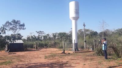 El tanque elevado construido por el Instituto Paraguayo del Indígena (Indi) en la comunidad Ka’a Poty de San Vicente Pancholo.