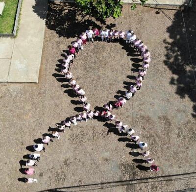 Hospital de Calleí también se suma a la campaña del  "Octubre rosa".