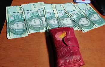 La billetera fue íntegramente recuperada.