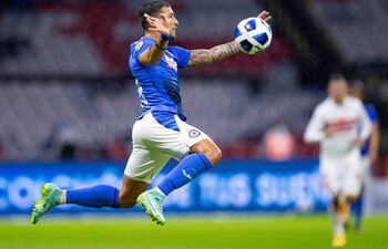 Juan Marcelo Escobar, defensor paraguayo del Cruz Azul.
