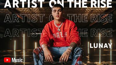 Lunay en el programa de artistas en ascenso Artist on the Rise (AOTR) de YouTube, que se asocia con los talentos emergentes.