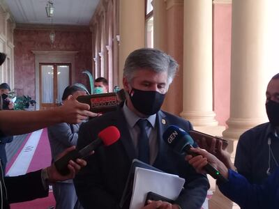 Ministro de la Senad, Arnaldo Giuzzio.