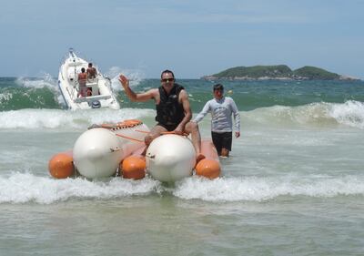 Óscar Ledesma Landaida ostentado a través de las redes sociales una de sus vacaciones en el Brasil.