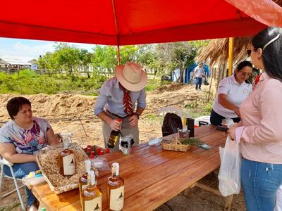 Primer gin misionero está elaborado a base de hierbas medicinales