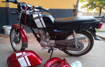 La moto que fue recuperada por la Policía.