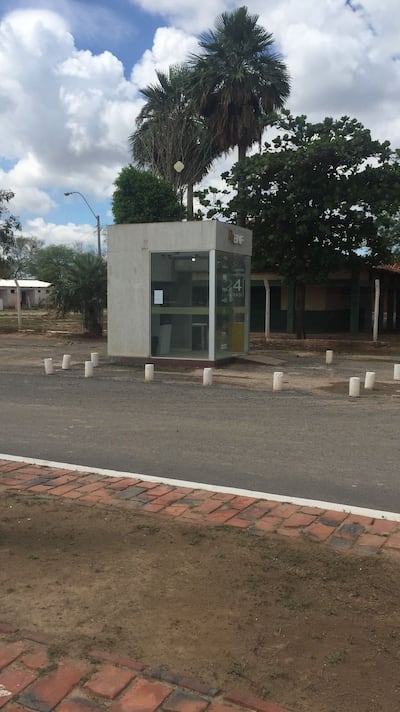 El único cajero automático del BNF en Mariscal Estigarribia no funciona hace tres semanas dejando a los funcionarios y beneficiarios de programas sociales de la zona sin poder cobrar.