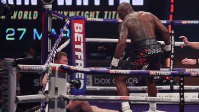 Whyte noqueó al ruso en el cuarto round
