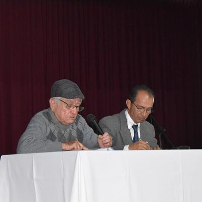 Teófilo Medina y Ramón Giménez, durante el acto. Foto gentileza.