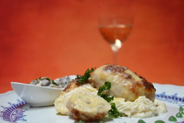 Pollo a la holandesa.