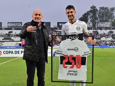 /pf/resources/images/abc-placeholder.png?d=2394