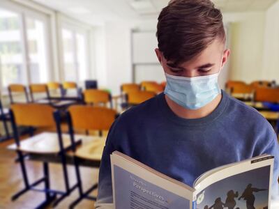 Las clases presenciales son de gran importancia para la formación de las habilidades cognitivas, físicas y sociales de los niños. Foto: Pixabay.