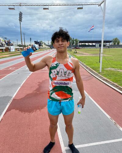 El atleta Antonio Méndez (19 años) logró imponer un nuevo récord nacional.