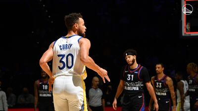 Curry ahora promedia 39,9 puntos, 6,6 rebotes y 4,3 asistencias en 10 partidos que ha disputado en abril.