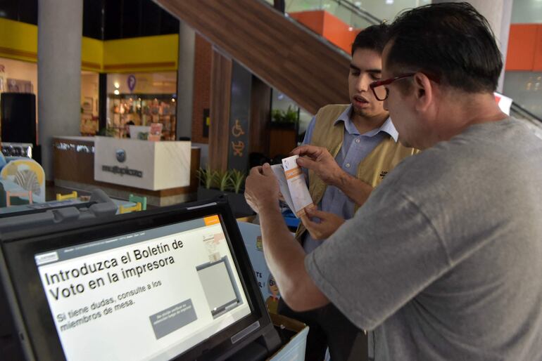 El domingo 30 de abril los paraguayos irán a las urnas para elegir presidente, vicepresidente, diputados, senadores, gobernadores y miembros de juntas departamentales.