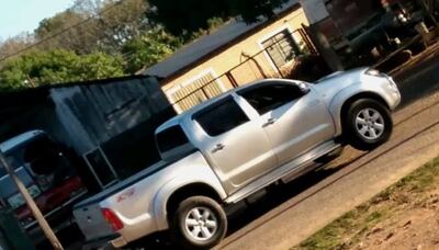 En este vehículo huyó el presunto autor del hecho, según la Policía.