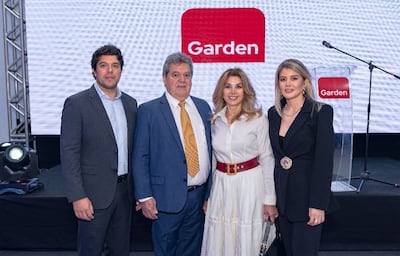 Didier Arias, Nufro Arias, Malena de Arias y Giselle Arias durante la inauguración de las sucursales de las marcas Nissan y Chevrolet, en Ciudad del Este.