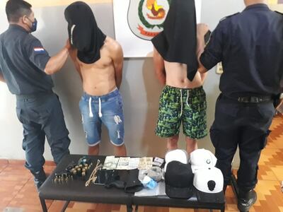 Los detenidos y las evidencais quedaron a disposición del Ministerio Público.