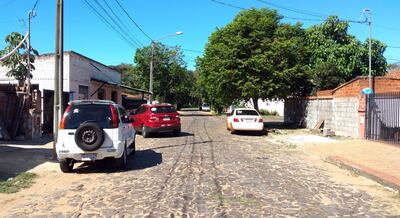 Uno de los sectores del barrio Mil Viviendas de Ayolas, con casas que cuentan con cuenta corriente catastral general, no individual.