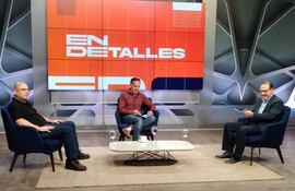 Hugo Portillo, precandidato a la presidencia de la República por el Partido Demócrata Cristiano (PDC); y Hugo Fleitas, precandidato también a la presidencia por el PLRA, el domingo en ABC TV.