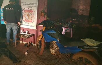La comitiva incautó algunas evidencias que serán analizadas para proseguir con la investigación.