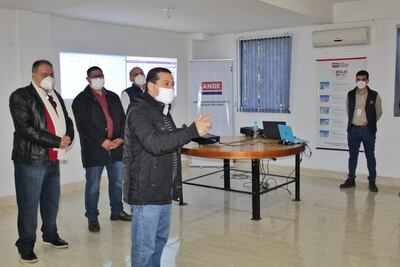 Con directivos de la ANDE, realizaron el lanzamiento del nuevo sistema en Encarnación.