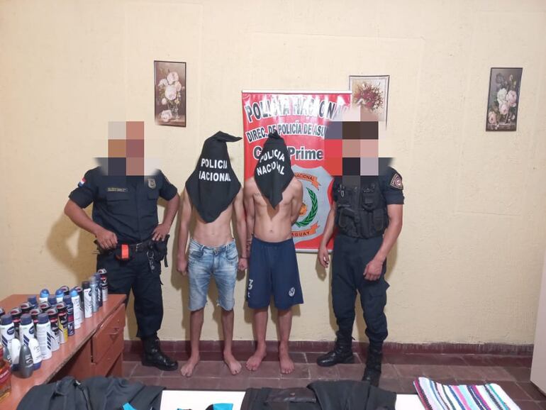 Fotografía de los dos detenidos.