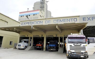 La INC actualmente está teniendo serios inconvenientes para comprar pet coke, combustible que utiliza la estatal para la producción de clínker.