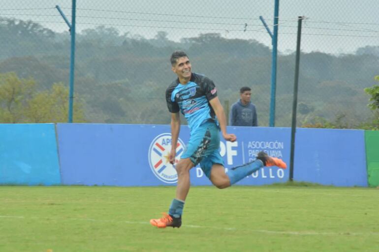 Atyrá logró su tercera victoria consecutiva