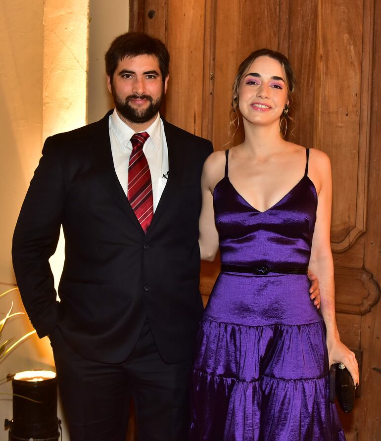 Manuel Pfannl y Sophia Barreto.