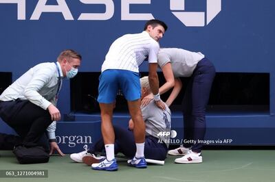 Novak Djokovic fue descalificado del Abierto de los Estados Unidos.
