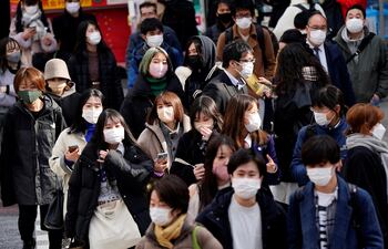 La OMS recomienda dar prioridad a las investigaciones de la versión BA.2 de ómicron