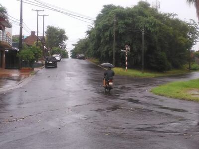 Lluvia mansa y tranquila sobre Encarnación