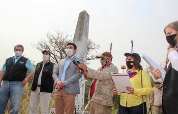 La apertura de la mensura se realizó en el Hito VIII frontera con Bolivia, distrito de Bahía Negra, Alto Paraguay, con presencia de autoridades, propietarios de la región y referentes ambientalistas.