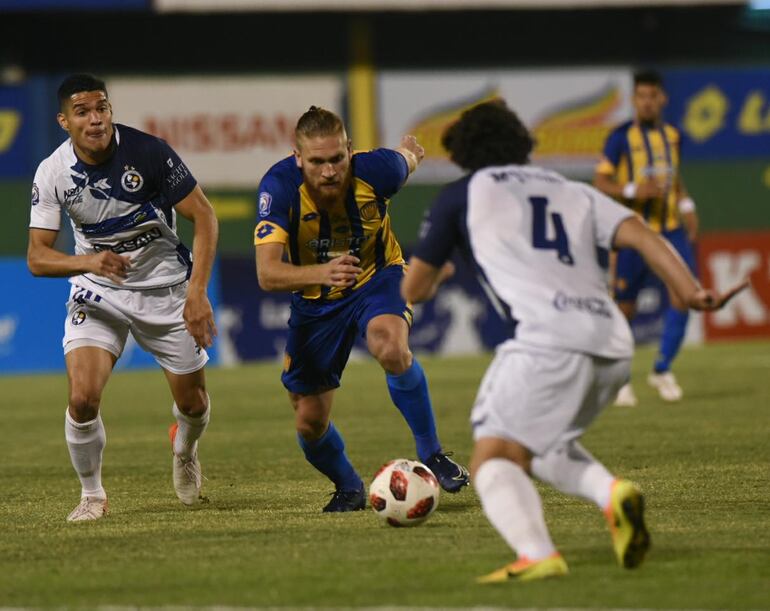 Sportivo Luqueño, Sol de América