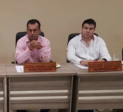 Wilson López y Rodrigo Miño, concejales departamentales suspendidos.