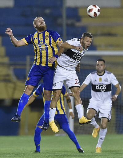 Duelo aéreo entre Isidro Pitta y el argentino Nicolás Domingo.