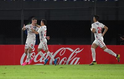 Nacional derrotó a Cerro Porteño en el Defensores del Chaco