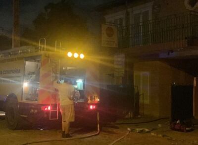 Bomberos lograron sofocar el incendio.