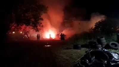 Parte posterior del local incendiado.