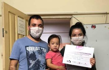 Florencia Frutos y su familia viaja periódicamente desde Santa Rosa del Mbutuy, departamento de Caaguazú hasta Ciudad del Este, para el tratamiento.