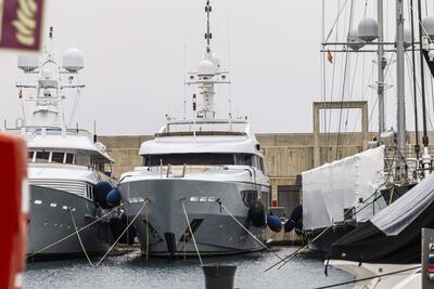 El primer ministro nipón, Fumio Kishida, anunció hoy la imposición de nuevas sanciones contra Rusia, entre ellas la prohibición de las exportaciones de productos de lujo.