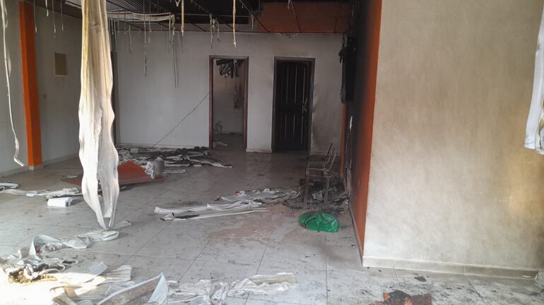 Así quedo una de las oficinas de la Municipalidad después del incendio.