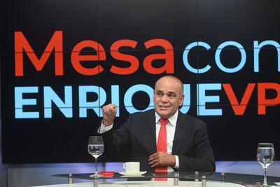 El Diputado Basilio Nuñez en Mesa Con Enrique Vargas Peña