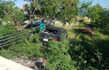 El vehículo quedó en la zona de la ribera del río Paraguay.