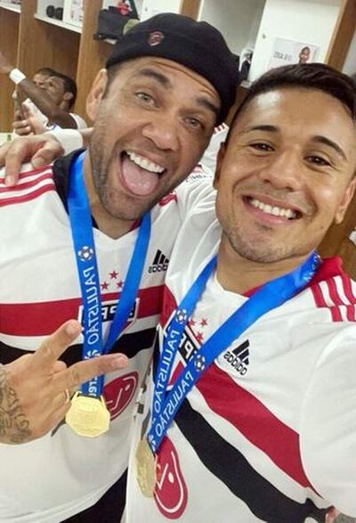 Antonio Galeano y Dani Alves, en el Sao Paulo.