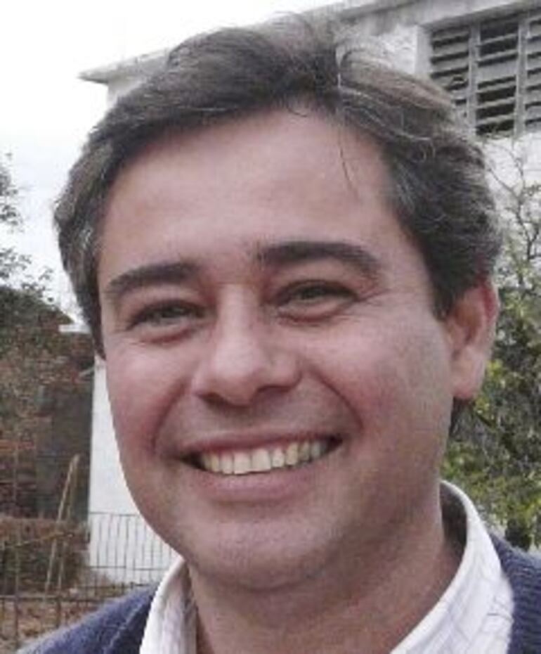 Raúl Isaac Mendoza, intendente de San Antonio.