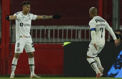 Santos eliminó a Independiente y será rival de Libertad.